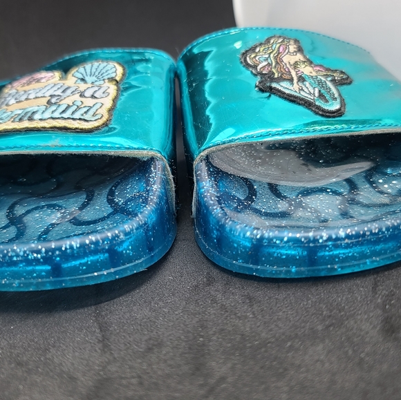 📻4/$15 Sz2 Mermaid slides - Picture 4 of 11